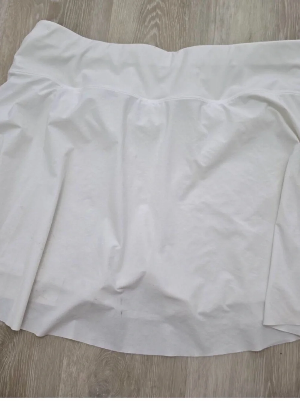 Nike Dri-FIT White Golf Skort Pleated Back Women’s 1X Plus Size